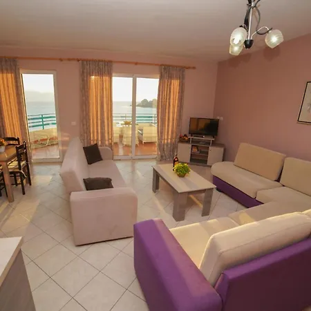 Apartment Serxhio